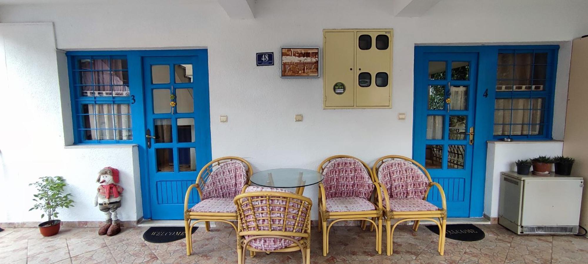 Bay Mola Aparts Kotor Habitación foto